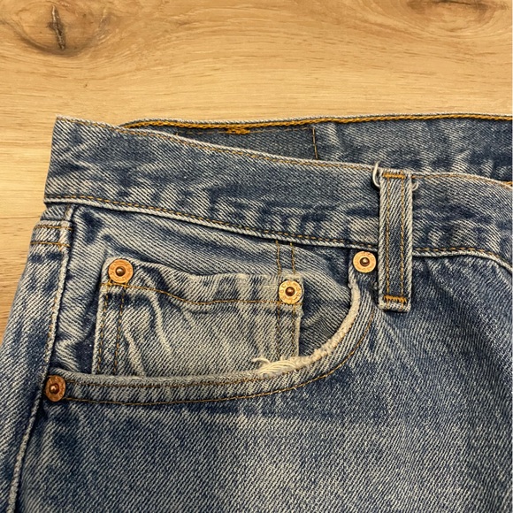 Vintage Levis 501 xx button fly jeans USA Men’s 35x30 perfectly distressed - Picture 5 of 16